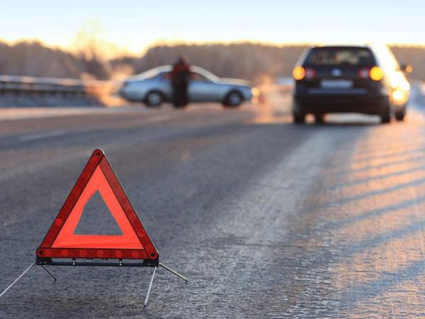 Zašto sanjati o rušenju automobila